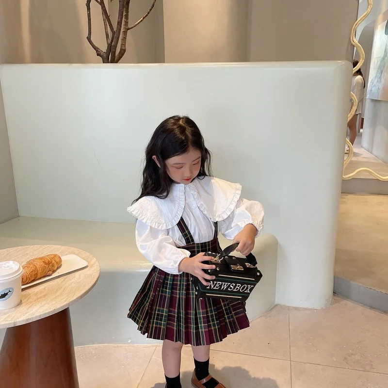 

Girls Fashionable Dress Two-pieces 2021 Autumn Doll Collar Long Sleeve Cotton Big Lapel Collar Shirt and Plaid Suspender Skirts