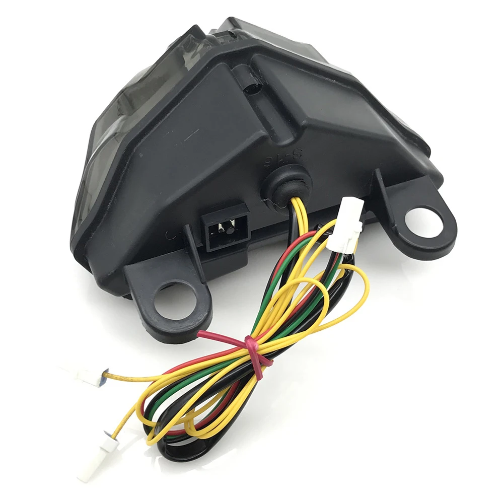 Светодиодный Интегрированный задний фонарь тормозной сигнал поворота подходит