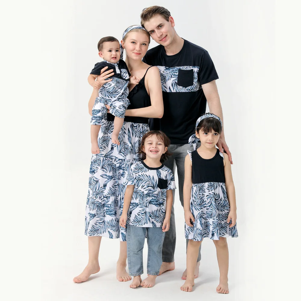 

Fashion 2022 Spring Summer Mother Daughter Dress Father Son T-Shirts Leaf Pattern Family Matching Outfits Parent-child Clothes