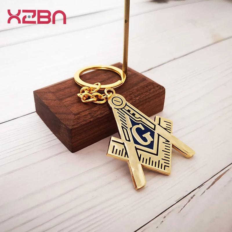 Брелок с подвеской в виде головы