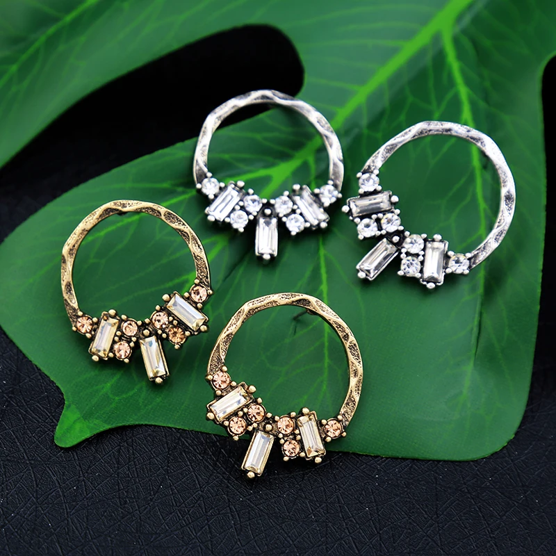 Женские серьги гвоздики с кристаллами золотистого цвета|Серьги-гвоздики| |