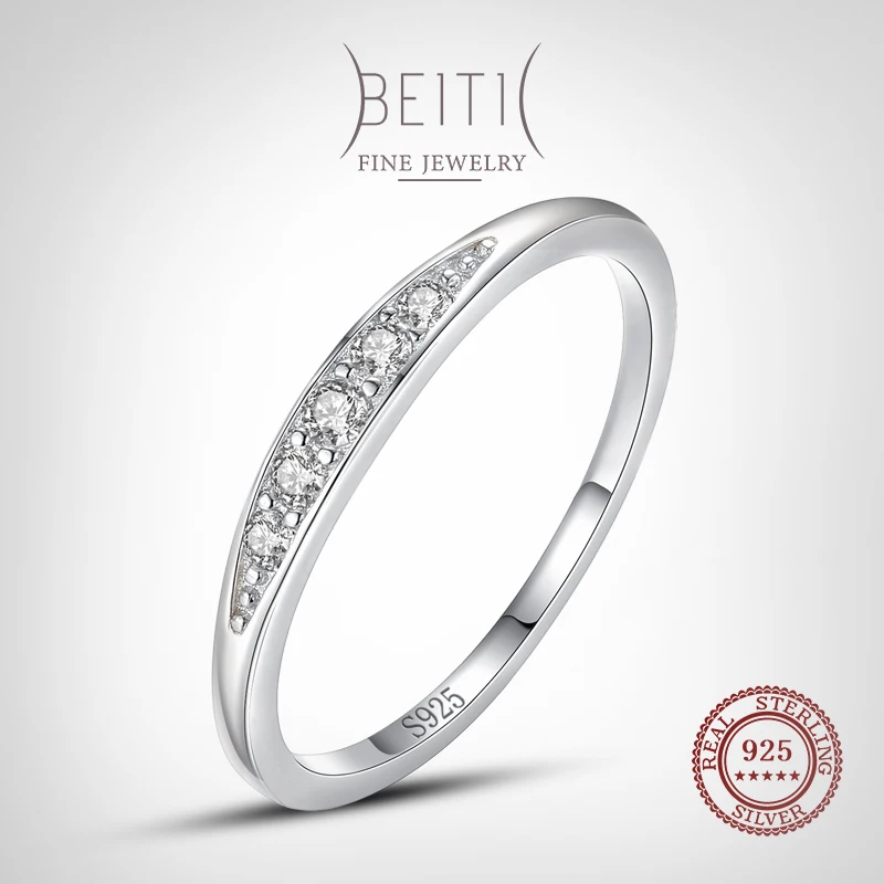 

Кольцо женское из серебра 925 пробы с прозрачным цирконием