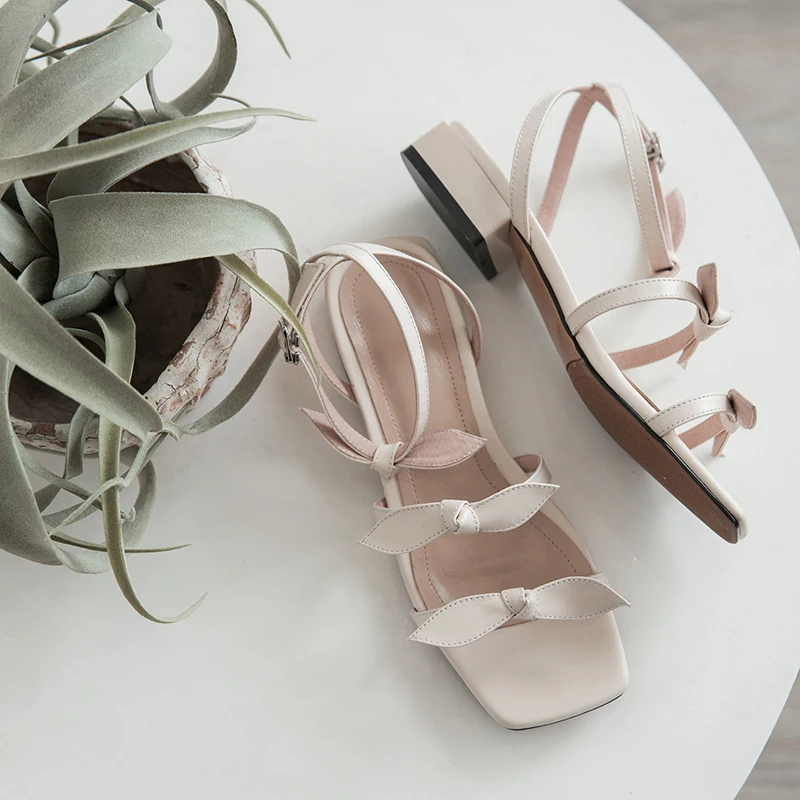 

low square Heels shoes Woman Summer sweet bowties girl's Sandals Women ankle strap Night Club Party sandals Woman