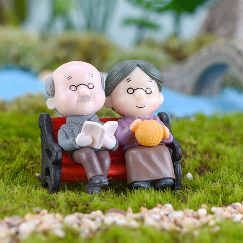 

3pcs/set Woollen Yarn Grandma Book Grandpa Lovers Doll Couple Gift Figure Ornament Miniatures Decor Small Figurine Crafts