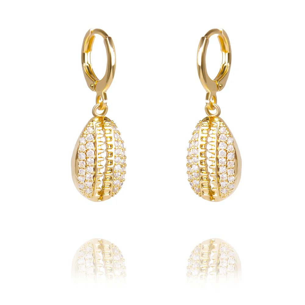 Женские серьги с радужным цирконием висячие кубическим кристаллом бабочкой и