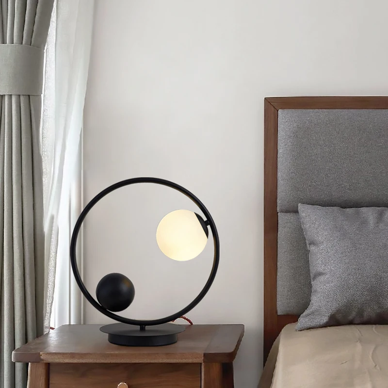 Современная настольная лампа с металлическим абажуром стеклянные прикроватные