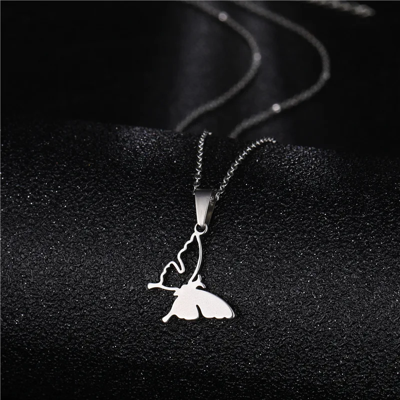 Необычайно нежное полуоткрытое ожерелье с бабочкой уникальное женское колье из