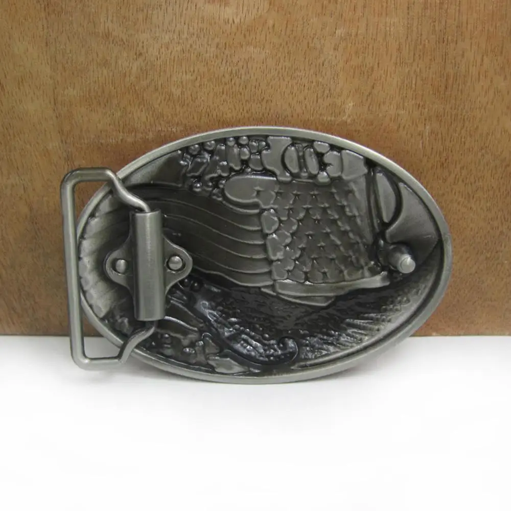 Оптовая продажа пряжек Buckleclub "Бог благословляет Америку" с орлом и флагом США для джинсов FP-03356, отделка - пьютер, для мужчин.