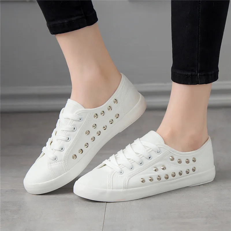 

Summer Canvas Shoes, Rivet Shoes, White Shoes, Lace-up Casual Punk Low-top Flat Rubber Shoes Shoes for Women