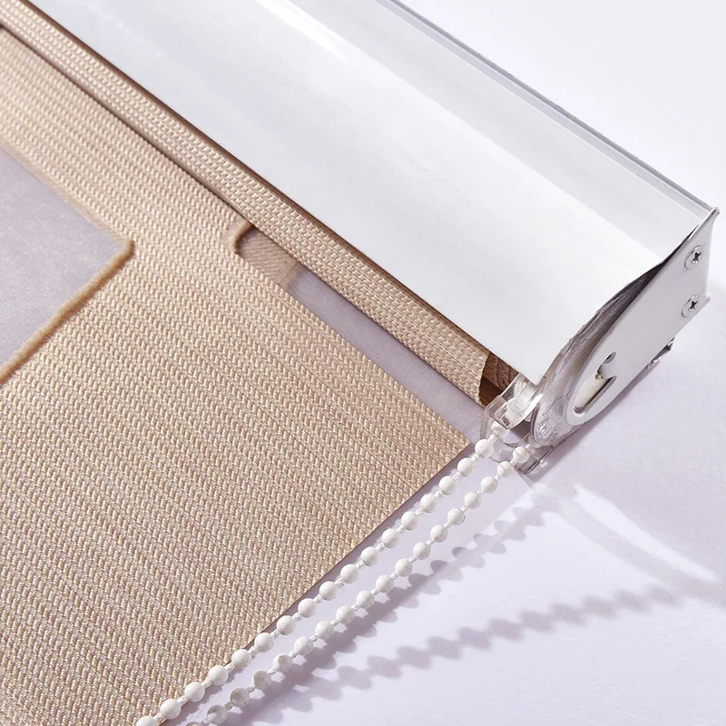 Жалюзи электрические в клетку моторизованные шторы на роликах