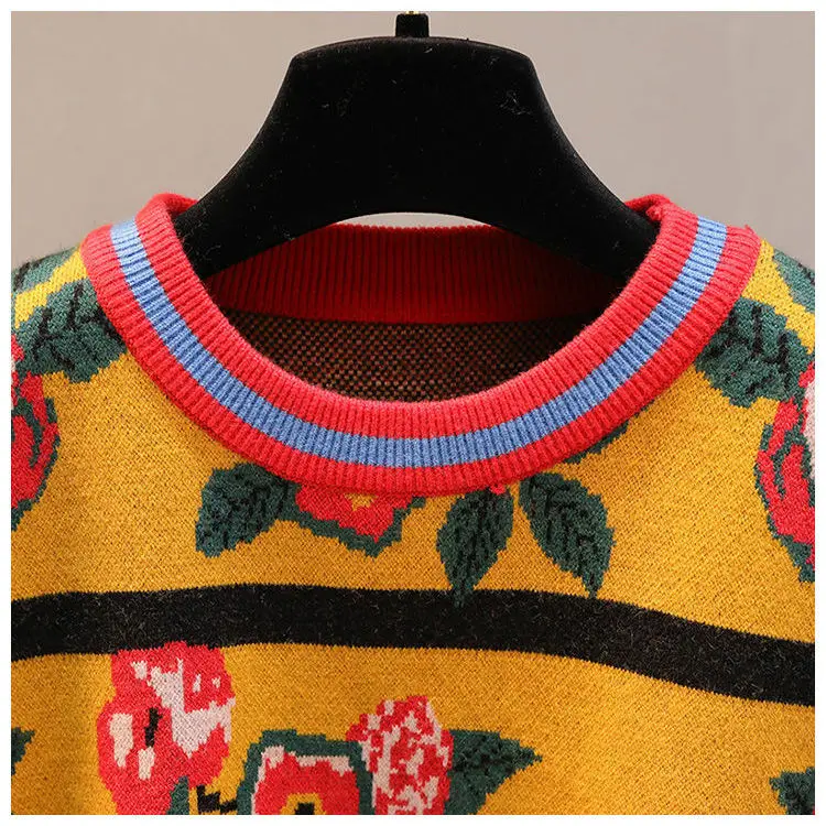 

Autumn and winter 2021 New Vintage Flower Embroidered woolen sweater round neck long sleeve Pullover for women