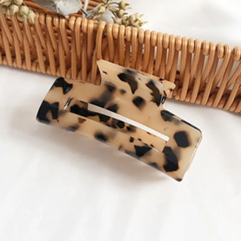 

Rectangle Hair Claws Acrylic Hair Grab Clips Women Korean Hair Accessories For Girls Bath Ponytail Holder Hairpin Hair Clamps