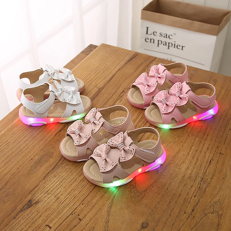 

2019 Summer New Cute Girls Sandals Flower Princess Shoes Flashing Light Baby Non-slip Soft Bottom Shoes Fisherman Size 21-30