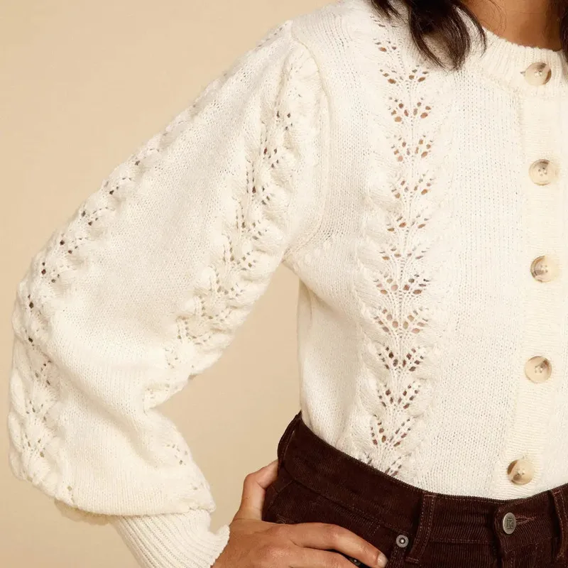 

Hollow out Women Knit Sweater White Single Breasted Temperament Knitwear Top O-neck Long Sleeve Vintage Autumn Knitted Cardigan