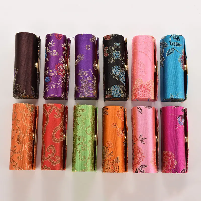 

1 Pc Lipstick Case Retro Embroidered New Brocade Fashion Holder Flower Design with Mirror Box Lipstick box