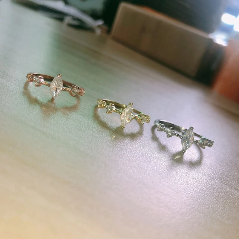 Модные Простые Циркон Обручение кольцо для Для женщин три камня свадебные кольца