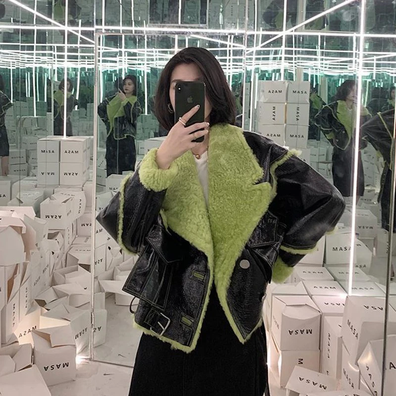 

HWLZLTZHT 2021 New Pu Leather Thick Big Size Jacket Lapel Long Sleeve Women Coat Winter Short Parkas Vintage Casual Outerwear
