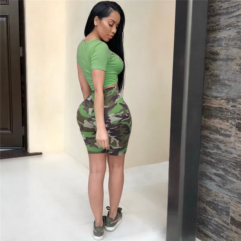 Камуфляжный розовый комплект из двух предметов, летние наряды, футболка, укороченный топ и камуфляжные шорты, комплект, сексуальный спортивный костюм, одинаковые комплекты D41-AB95
