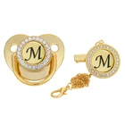 Детская пустышка на цепочке с прищепкой зажимы цепь 26 имя начальной буквы BPA бесплатные силиконовые детские соски на праздник в честь рождения ребенка; С золотыми блестящими новорожденных манекен