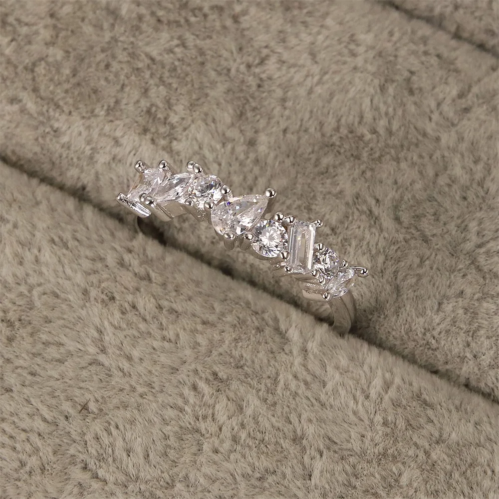 

Popular in Europe and America fashion 925 Sterling Silver trend Ring Platinum zircon geometric crystal jewelry lady's gift