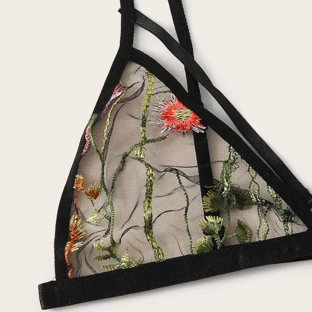 Комплект женского кружевного нижнего белья с вышивкой 2019 | Женская одежда