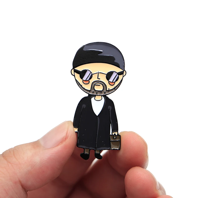 Кино профессиональных Броши Leon и Mathilda эмали штырь для детей штырь отворотом шляпа булавки "Сумка" Для женщин, брошь в виде пары значок S68