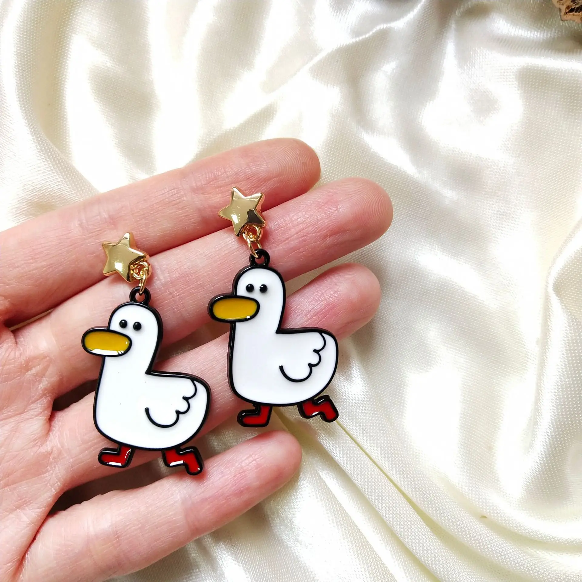 

New Trendy Hotsale Cartoon Little Duck Pendant Earrings Eardrop Ear Drop Dangler For Women Girls Friends Gift Christmas Gift