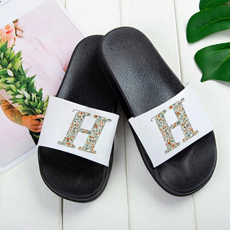 

2021 Fashion Women Sandalias home slippers Cartoon Pattern Shoes for Woman Non-slip Slides Slippers Open Toe Flip Flops Shoes