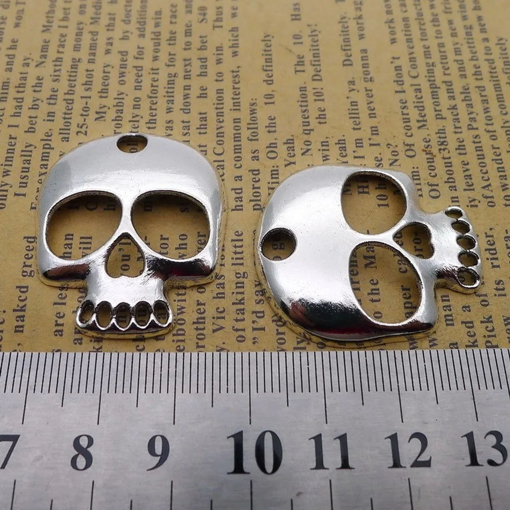 

70pcs Skull Charms 30mm x 35mm DIY Jewelry Making Pendant antique silver color