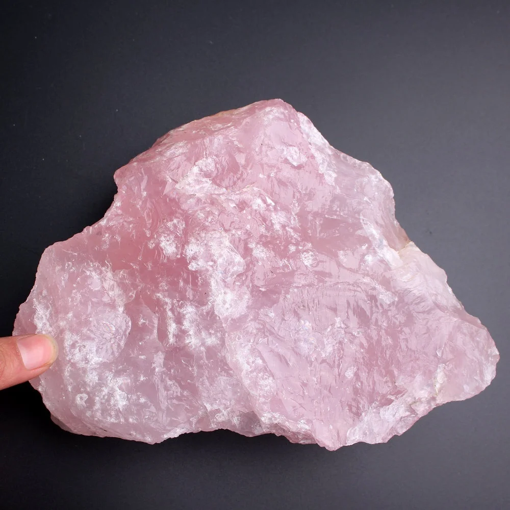 

1PC Large Natural Rose Quartz Crystal Reiki healing Specimen Rough Loose Stone Chakra Minerals Wedding Home Decoration