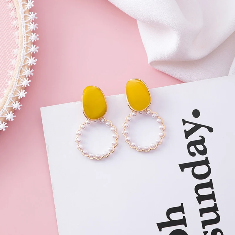 yellow pearl circle MENGJIQIAO новые винтажные разноцветные геометрические акриловые висячие серьги в форме сердца для женщин круглые жемчужные Висячие глазури Pendientes ювелирные изделия - Окраска металла: yellow pearl circle