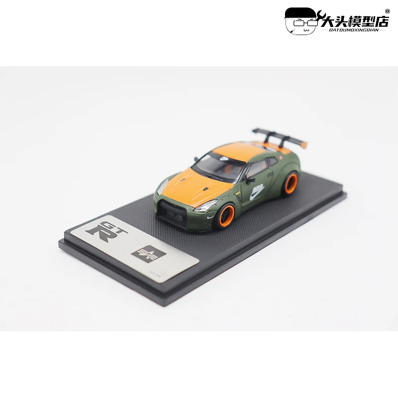 

1/64 Gtr35 Models Diecast Model Car Furnishing Articles