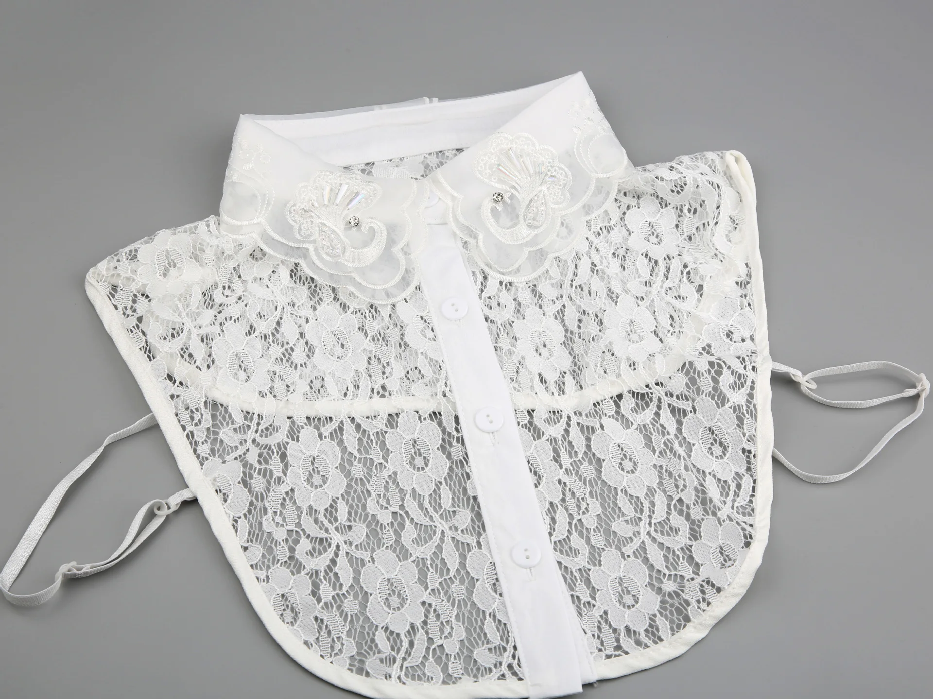 

Women Sweater Lapel Fake False Collar White Embroidered Lace Half Shirt Tie Detachable Collars Button Blouse Tops Decor