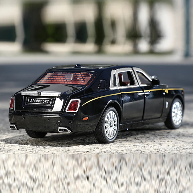Модель модели фантомного автомобиля Rolls-Royce 1/32 литый Металлический Игрушечный