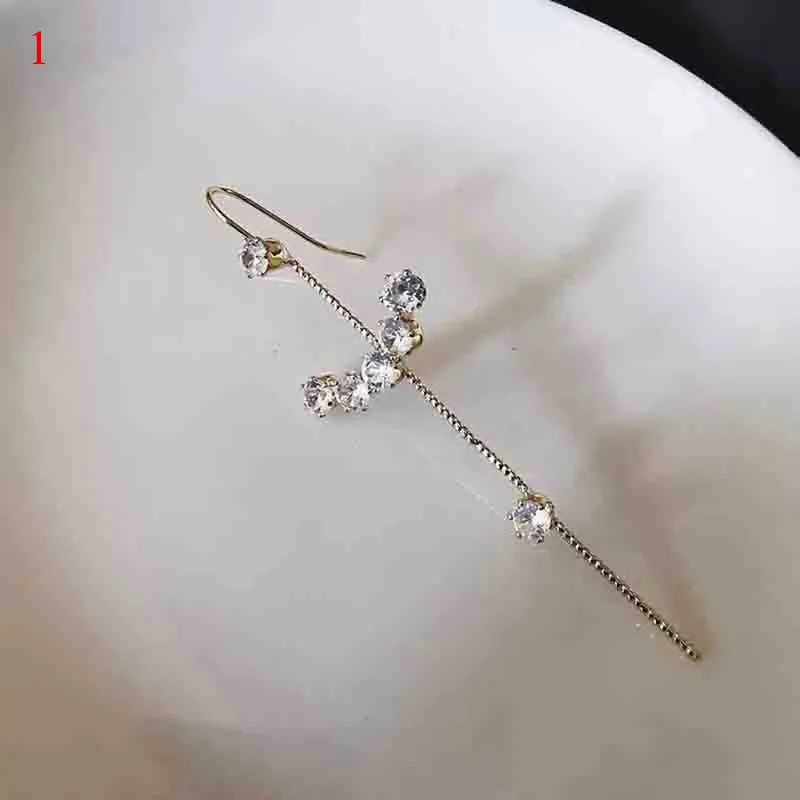 

1PC Women Stud Earring Ear Wrap Crawler Hook Earring Street Popular Piercing Earring Multiple Styles Crystal Women Ear Jewelry