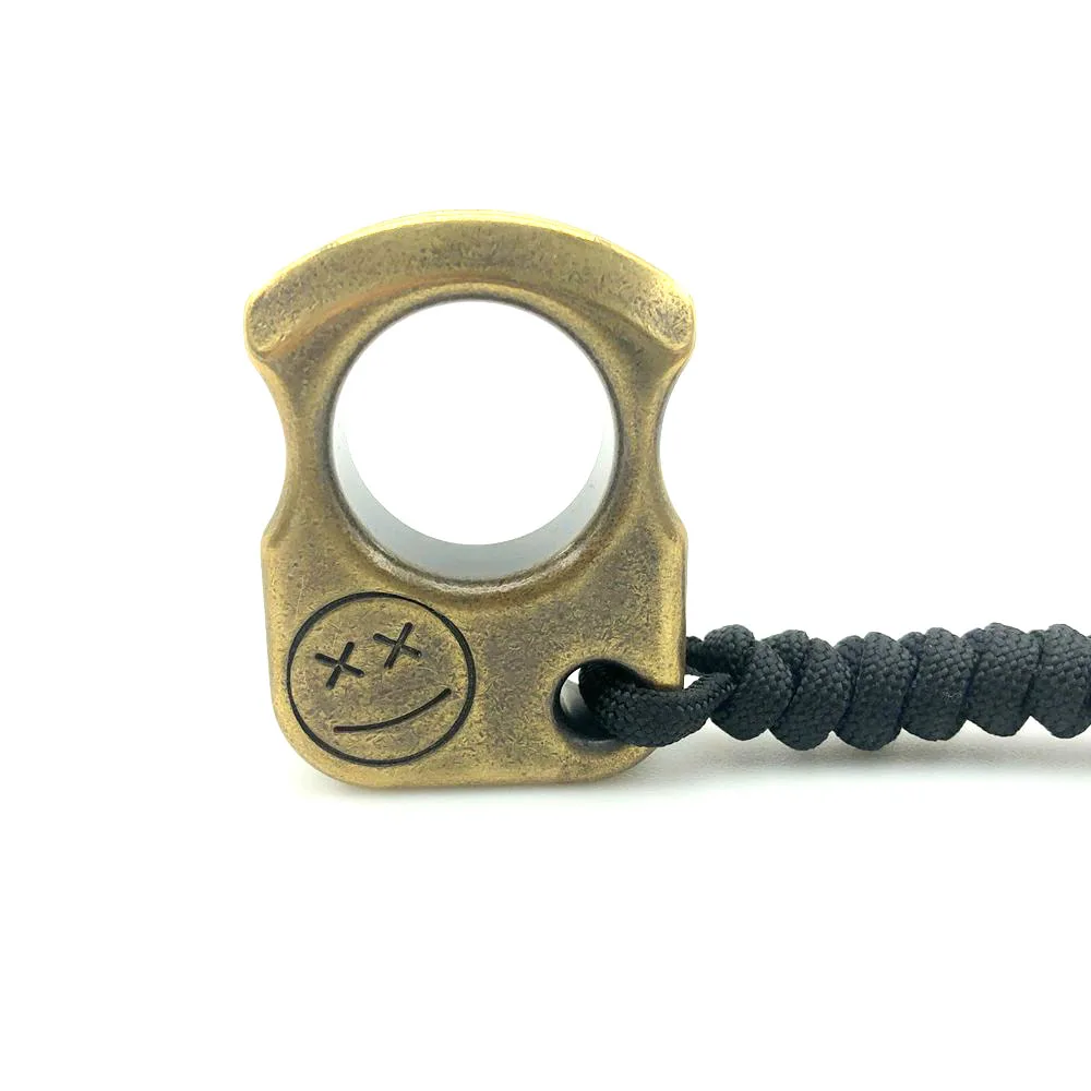 

Outdoors EDC Multi-Tool 14mm Thickness Tactical Portable Brass Skull Window Breaker Tool Keychain Hanging