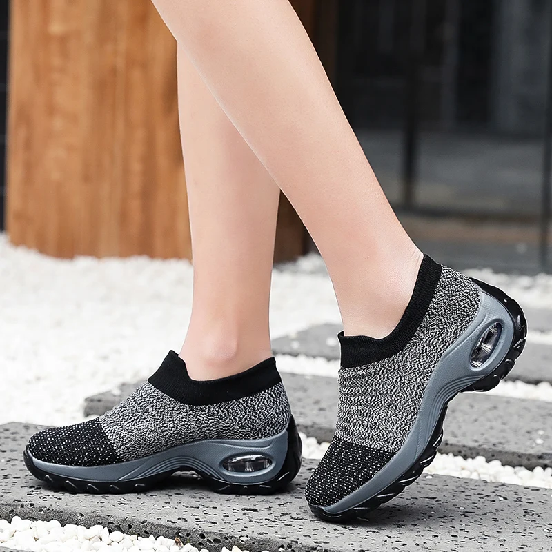 

New Women Slip On Ladies Casual Sneakers Shoes Woman Comfortable Flats Sneakers Shoes For Women Shoes