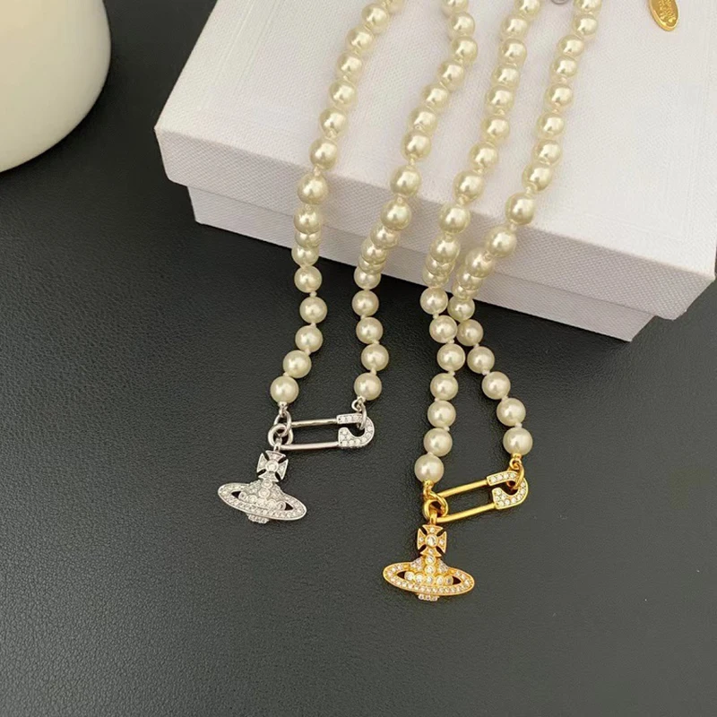 

Роскошное жемчужное ожерелье с булавкой из линейного бисера viприен Сатурн Orb