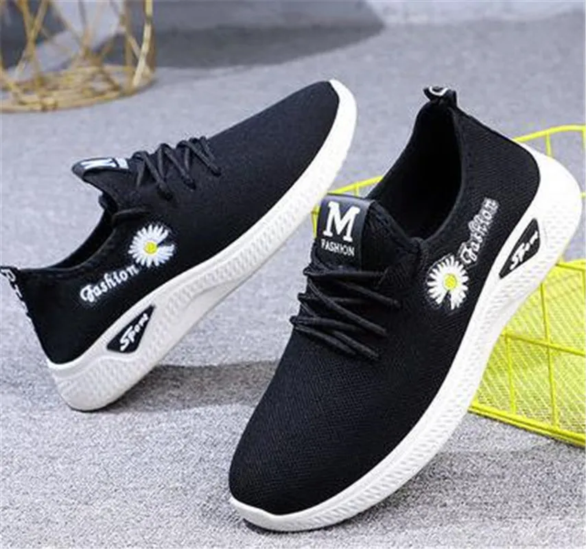 

2021 New Men Running Shoes Outdoor Sports Sneakers Comfortable Athletic Breathable Cushioning Lightweight