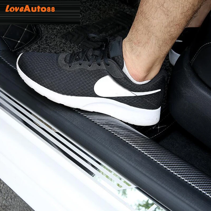 

Car Styling Carbon Fiber Rubber Door Sill Protector Goods for Honda CR-V CRV 2017 2018 2019 2020 2021 Car Accessories