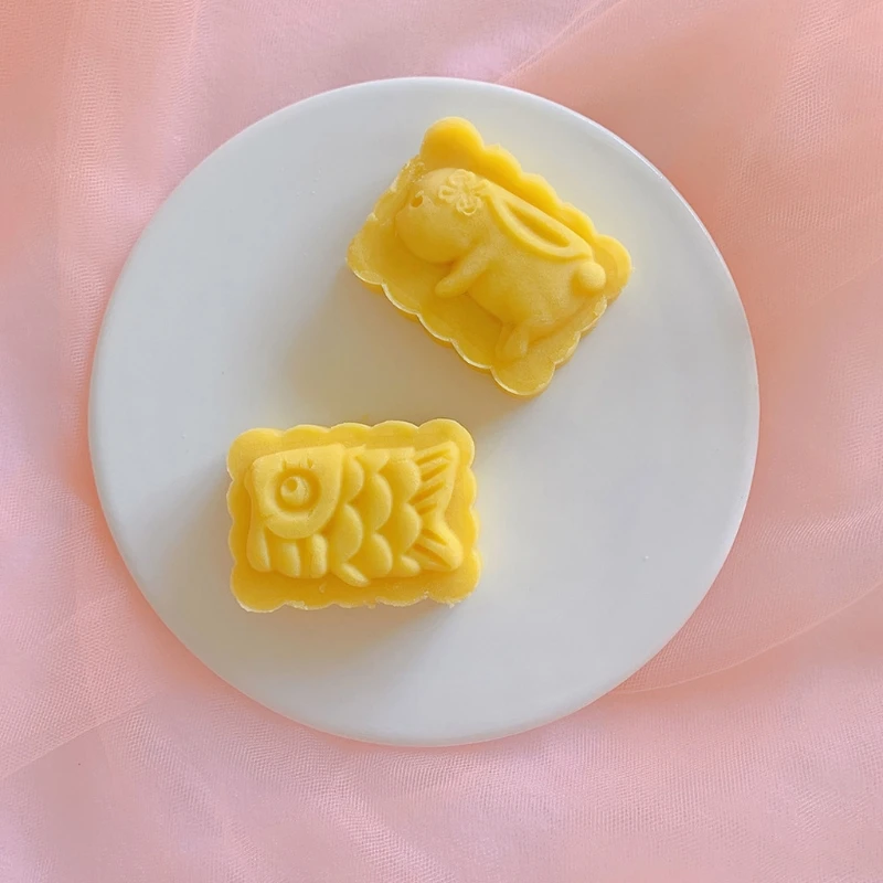 

Cookie Stamp Moon Cake Maker Exquisite Rabbit Carp Shape Pastry Tool Press DIY Festival Decoration Hand Cutter Cake Mold
