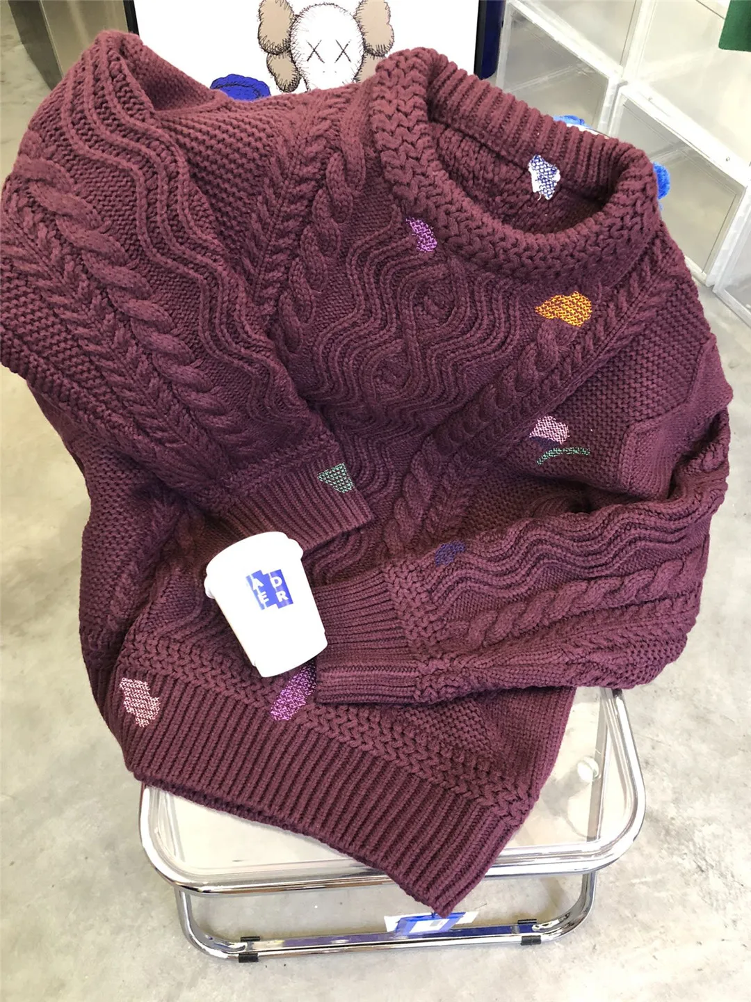 Мужской и женский свитер с вышивкой | Мужская одежда