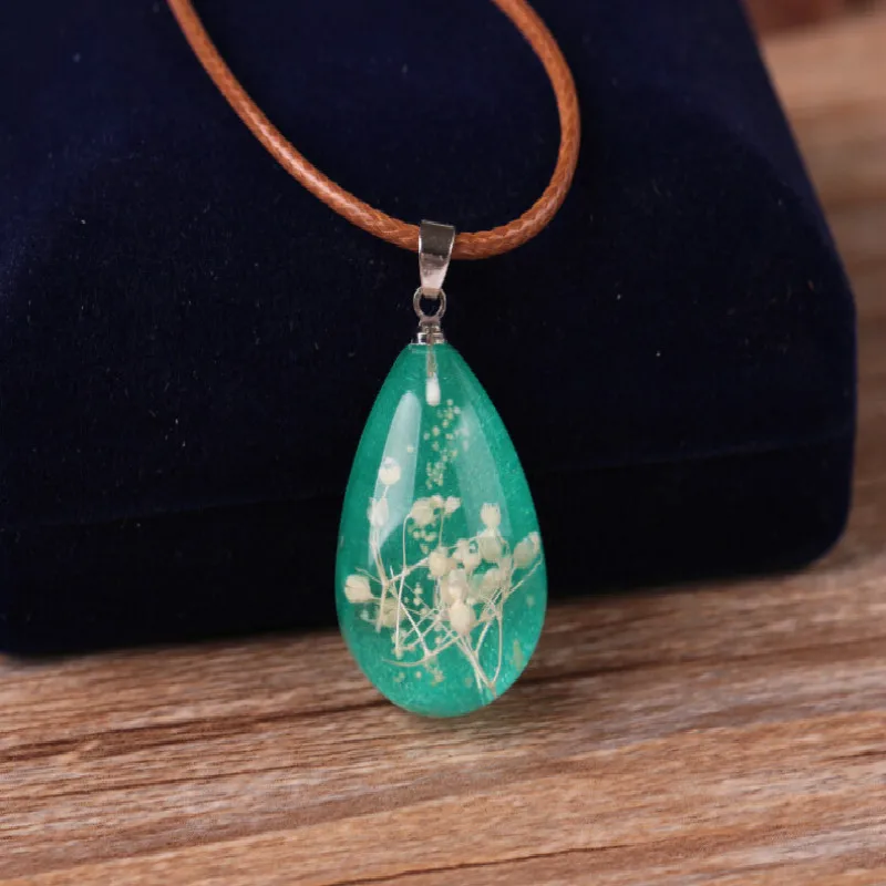 Очаровательное светящееся ювелирное изделие из смолы с кристаллами для женщин