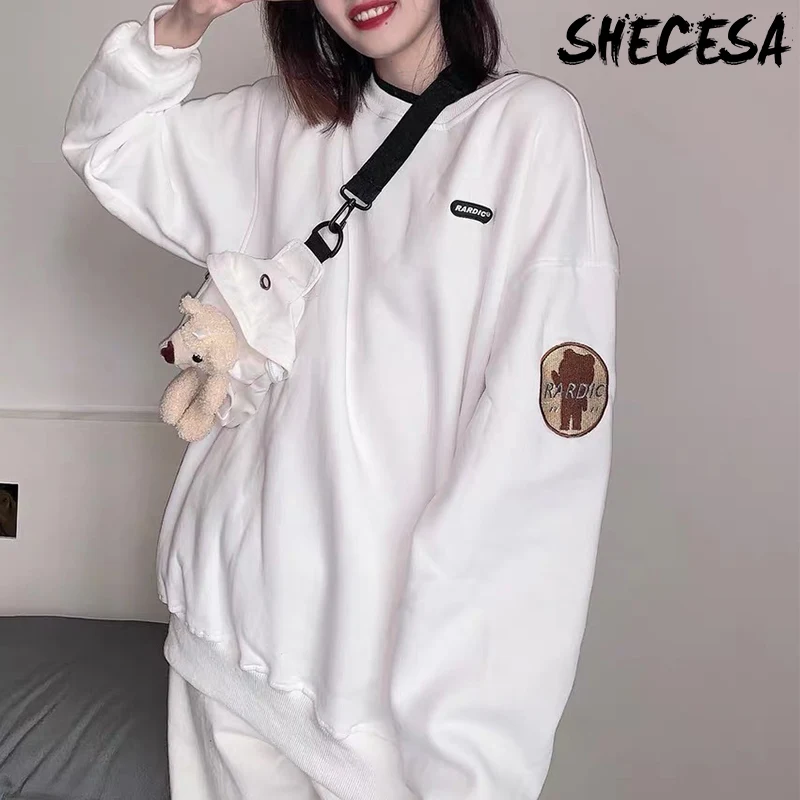

Harajuku Aesthetic Bear Anime Hoodie Women Korean Kawaii Crewneck Long Sleeve Loose Streetwear Kpop Two Piece Sweatshirts Women