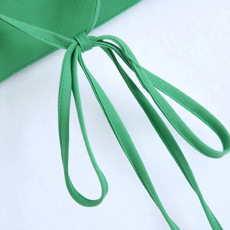 

XEASY Women 2021 Fashion With Elastic Trims Cropped Blouses Vintage Short Sleeve Criss-Cross Straps Female Shirts Chic Tops