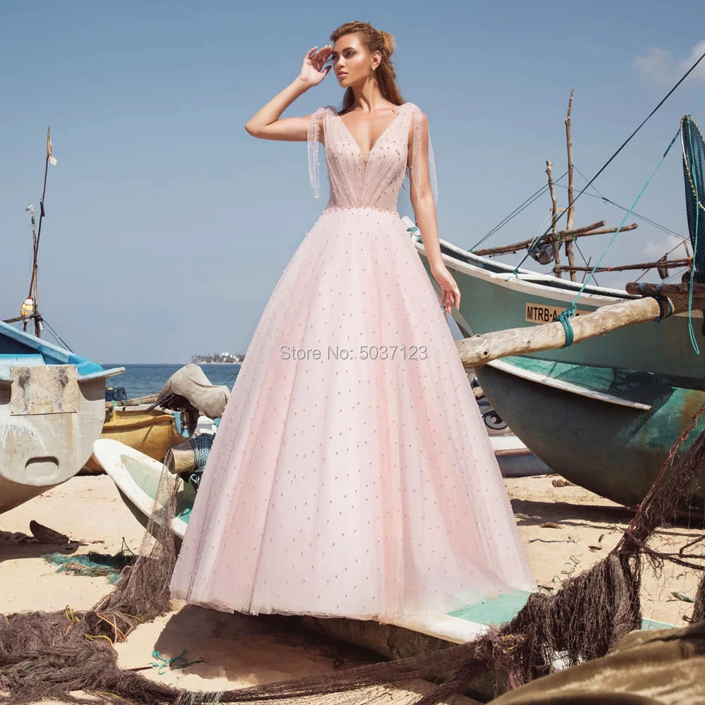 Цельнокроеное светло розовое свадебное платье с бисером ТРАПЕЦИЕВИДНОЕ без