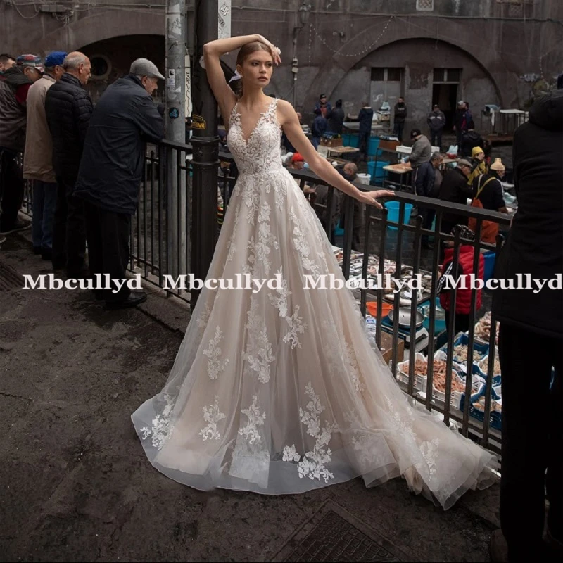 

Свадебное платье-трапеция Mbcullyd 2023, Пляжное кружевное платье с V-образным вырезом и аппликацией, женское платье со шлейфом, изготовленное на ...