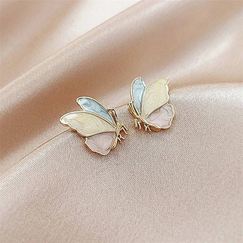 Серьги в виде бабочки женские милые маленькие ювелирные украшения Корейском