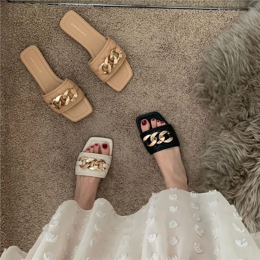 

Apanzu Women Flat shoes 2021 Summer Fashion Open-toe Sandals Metal Chain Decoration Flats Casual Slides Ladies Low Heel Slippers
