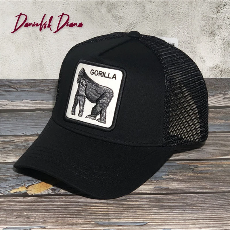 

Running Wolf and Angry Bullfight Orangutans New Baseball Cap Animal Exquisite Embroidery Anime Cute Summer Mesh Sunshade hats